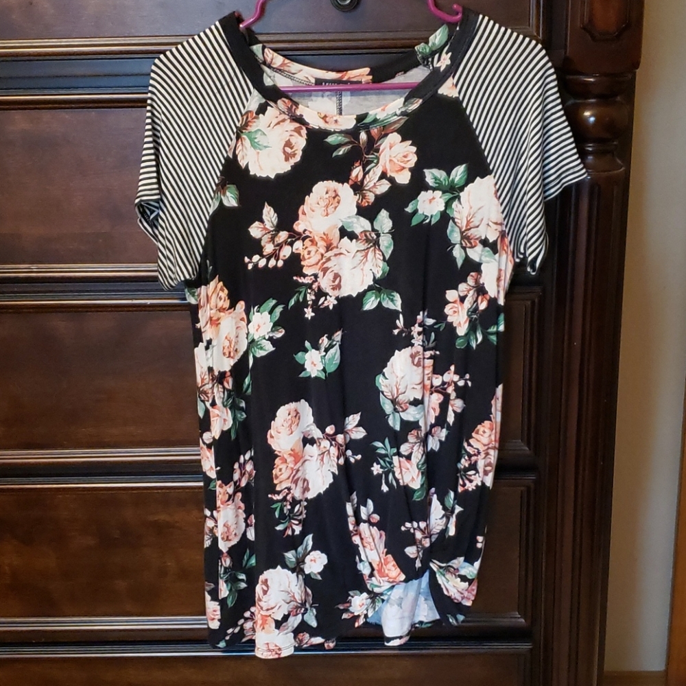 Black Floral Knot Top